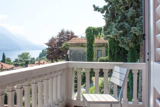 Miralago Apartments Villa Rosa Terrazza بيلاجيو المظهر الخارجي الصورة